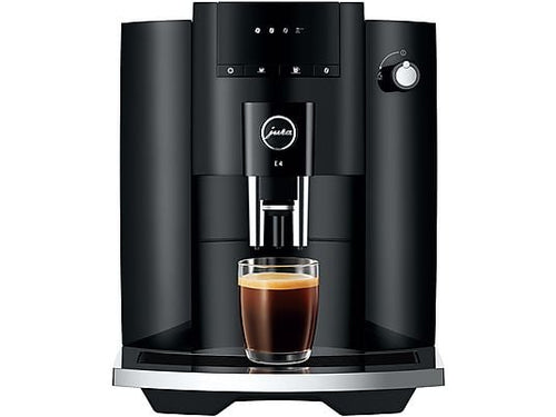 JURA E4 Kaffeevollautomat in Piano Black mit verchromten Akzenten