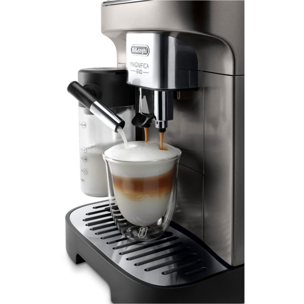 De'Longhi Magnifica Evo Kaffeevollautomat mit farbigem Bedienfeld und Latte Crema System