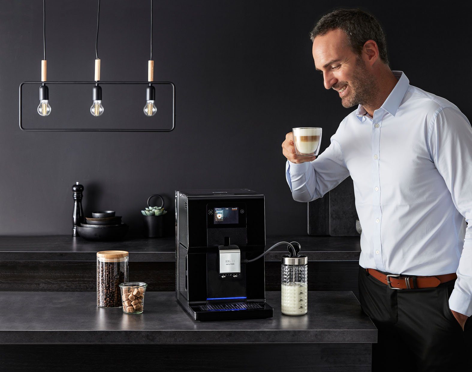 KRUPS EA8738 Intuition Preference Kaffeevollautomat mit Farb-Touchscreen