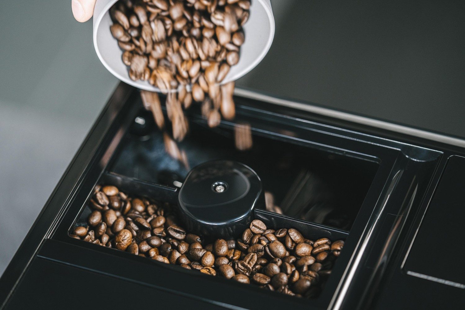 Melitta F85/0-101 Kaffeevollautomat mit TFT-Farbdisplay und Touch-Bedienung