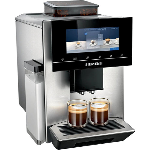 Siemens EQ.900 Kaffeevollautomat mit großem 6,8-Zoll-Touchscreen